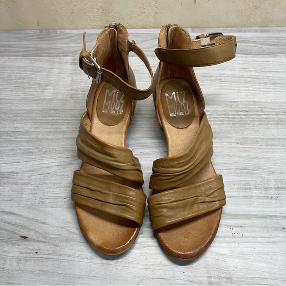 Miz Mooz Cassie Brown Tan Leather Strappy Buckle Sandal Women’s size EU 38 - Picture 5 of 15